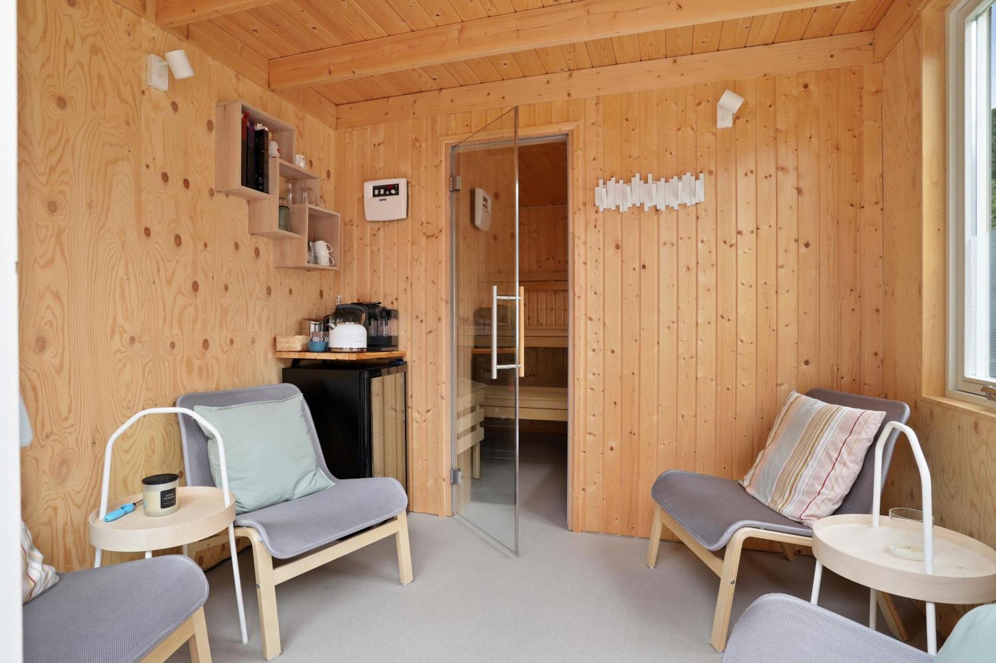 B&B - Sauna D'Olle Pastorie Vierhuizen Ngoại thất bức ảnh